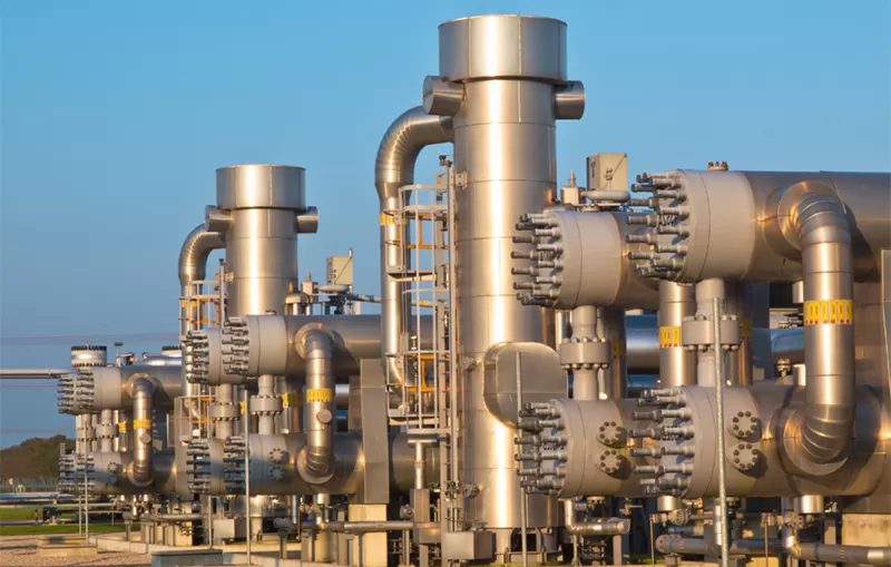 أدوات ضغط وتدفق عالية الموثوقية في صناعة النفط والغاز