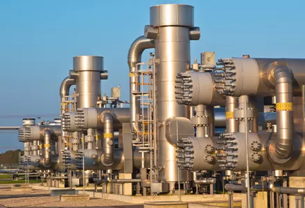 أدوات ضغط وتدفق عالية الموثوقية في صناعة النفط والغاز